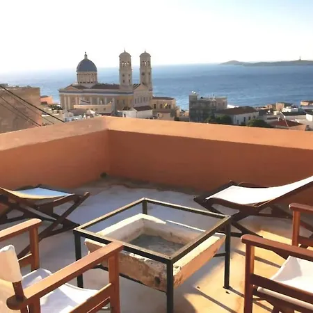 Kalypso's In Hermoupolis Rooftop With Seaview * Ermupoli