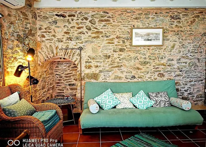 Kalypso's In Hermoupolis Rooftop With Seaview Daire