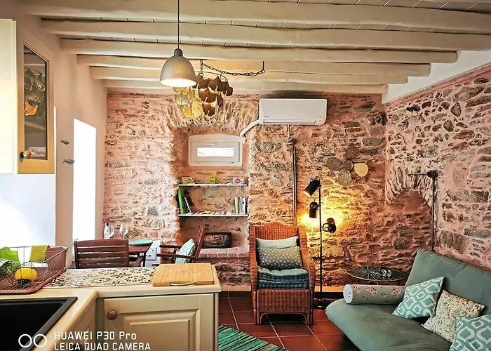 Kalypso's In Hermoupolis Rooftop With Seaview Daire *