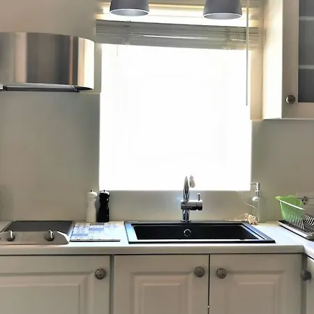 Kalypso'S Apt In Hermoupolis Rooftop With Seaview Appartamento