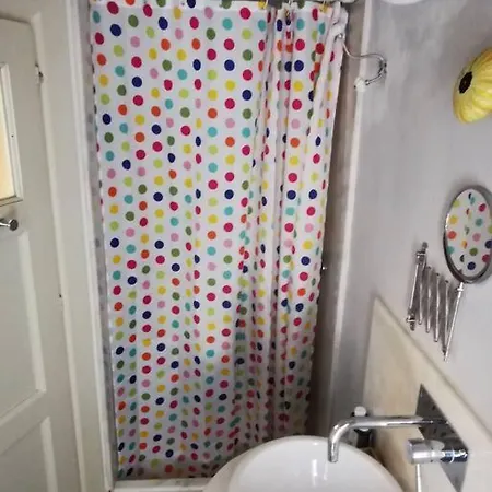 Kalypso'S Apt In Hermoupolis Rooftop With Seaview *